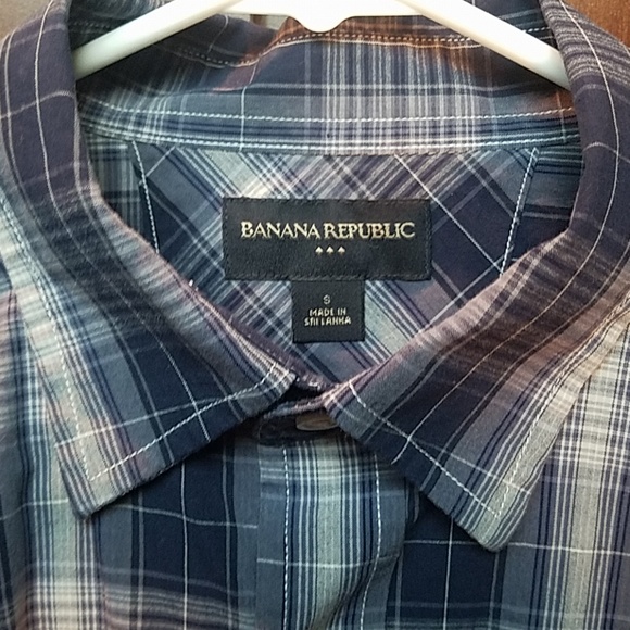 Banana Republic Mens Shirt - Picture 2 of 2
